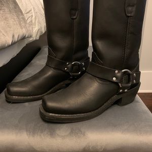 8.5 leather boots - Durango